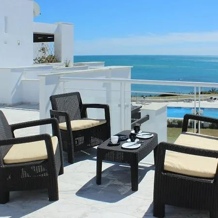 Casares Del Mar Luxury Apartments Penthouse With Beach Access Exterior photo