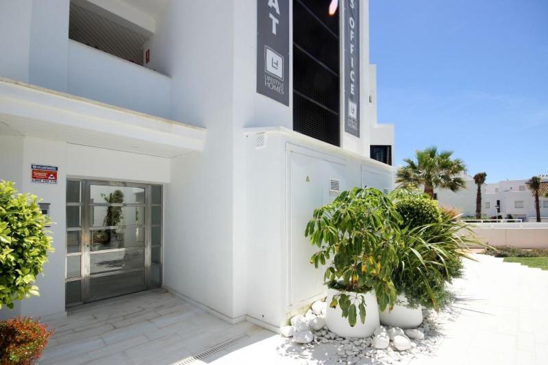 Del Mar Luxury Penthouse With Access Apartment Casares